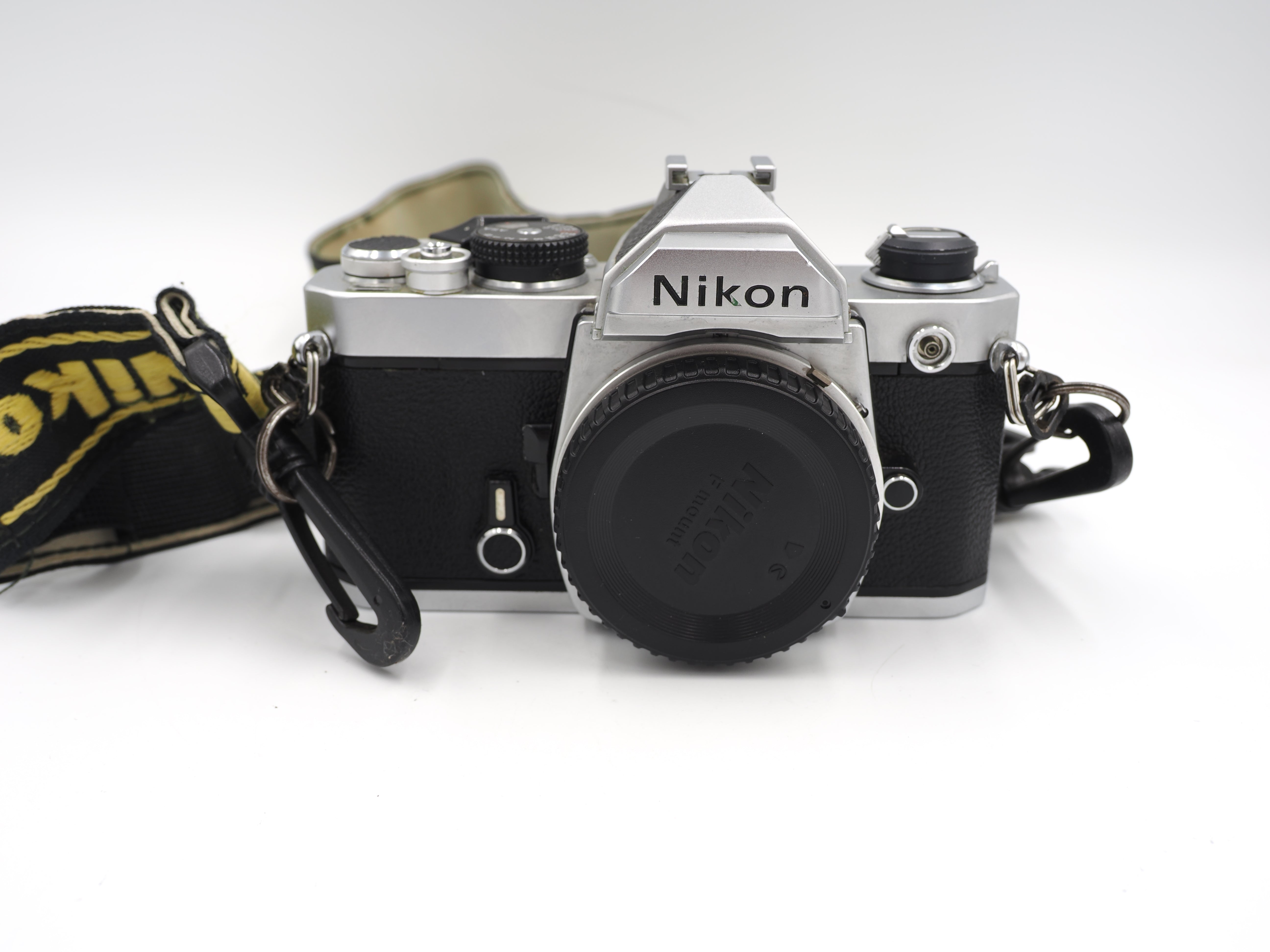 Used Nikon FM 35mm Camera Chrome #7027