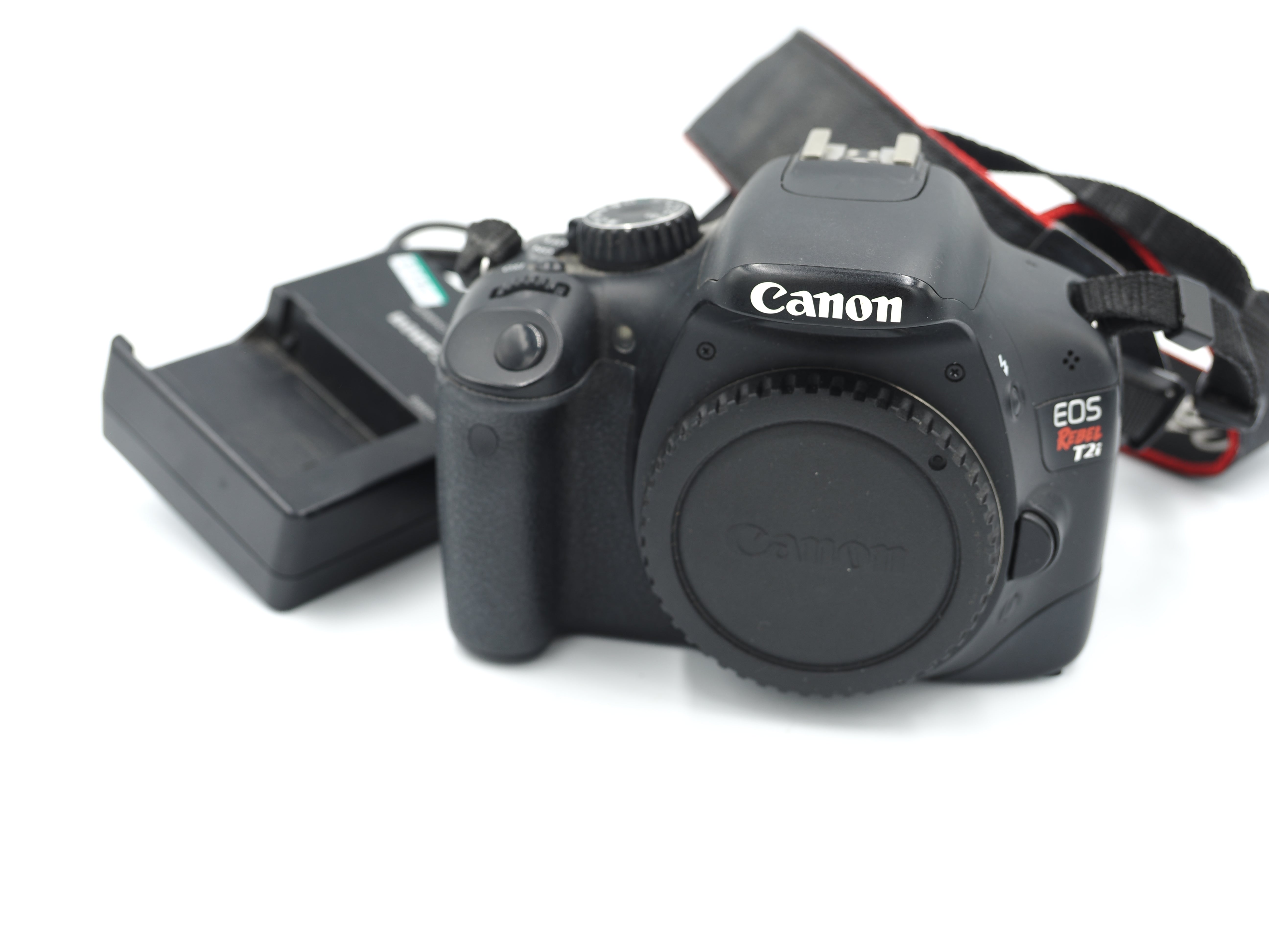 Used Canon Rebel T2i DSLR Digital Camera #7015