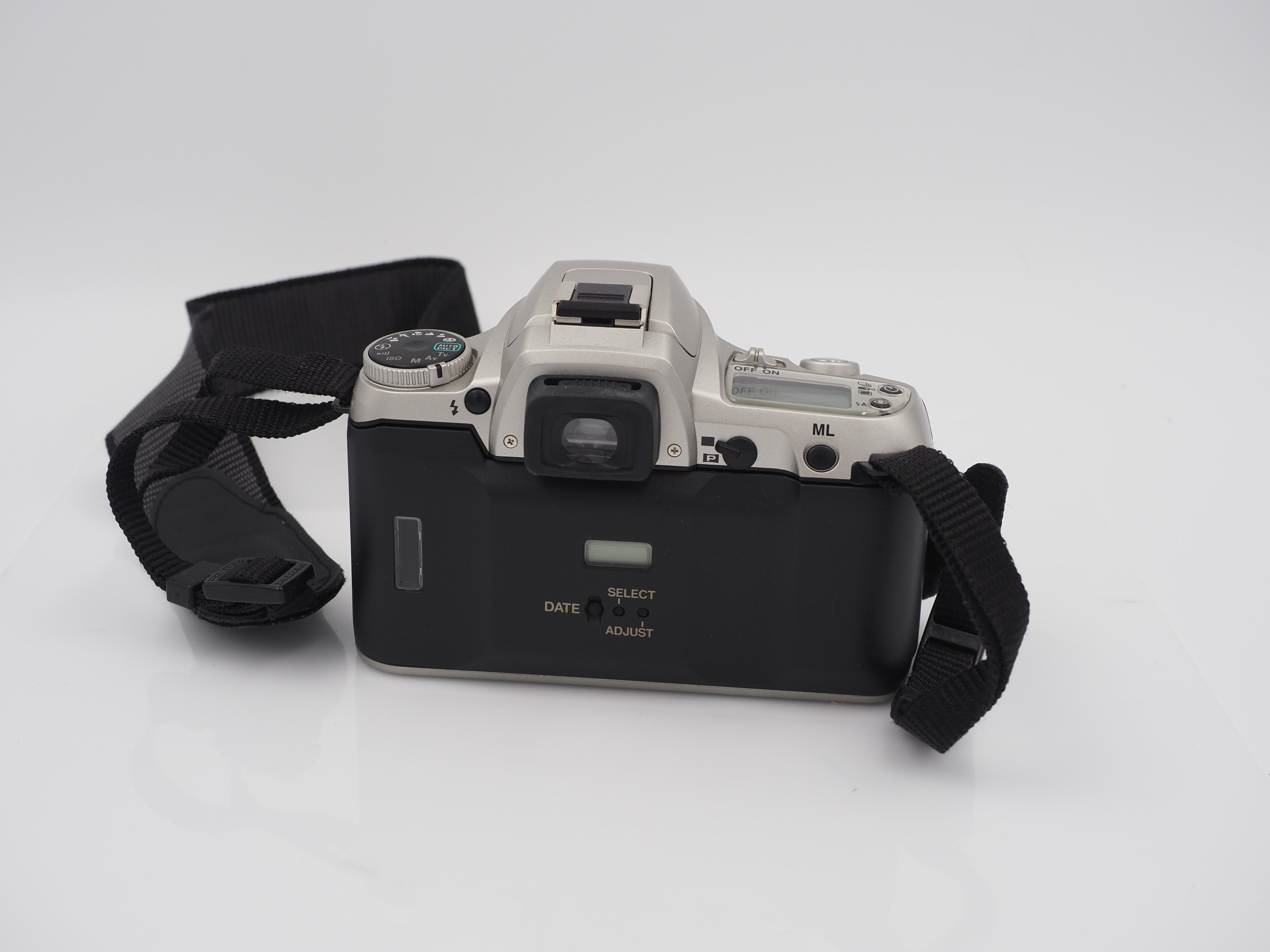 Used Pentax ZX-7 Quartz camera body only #8158us