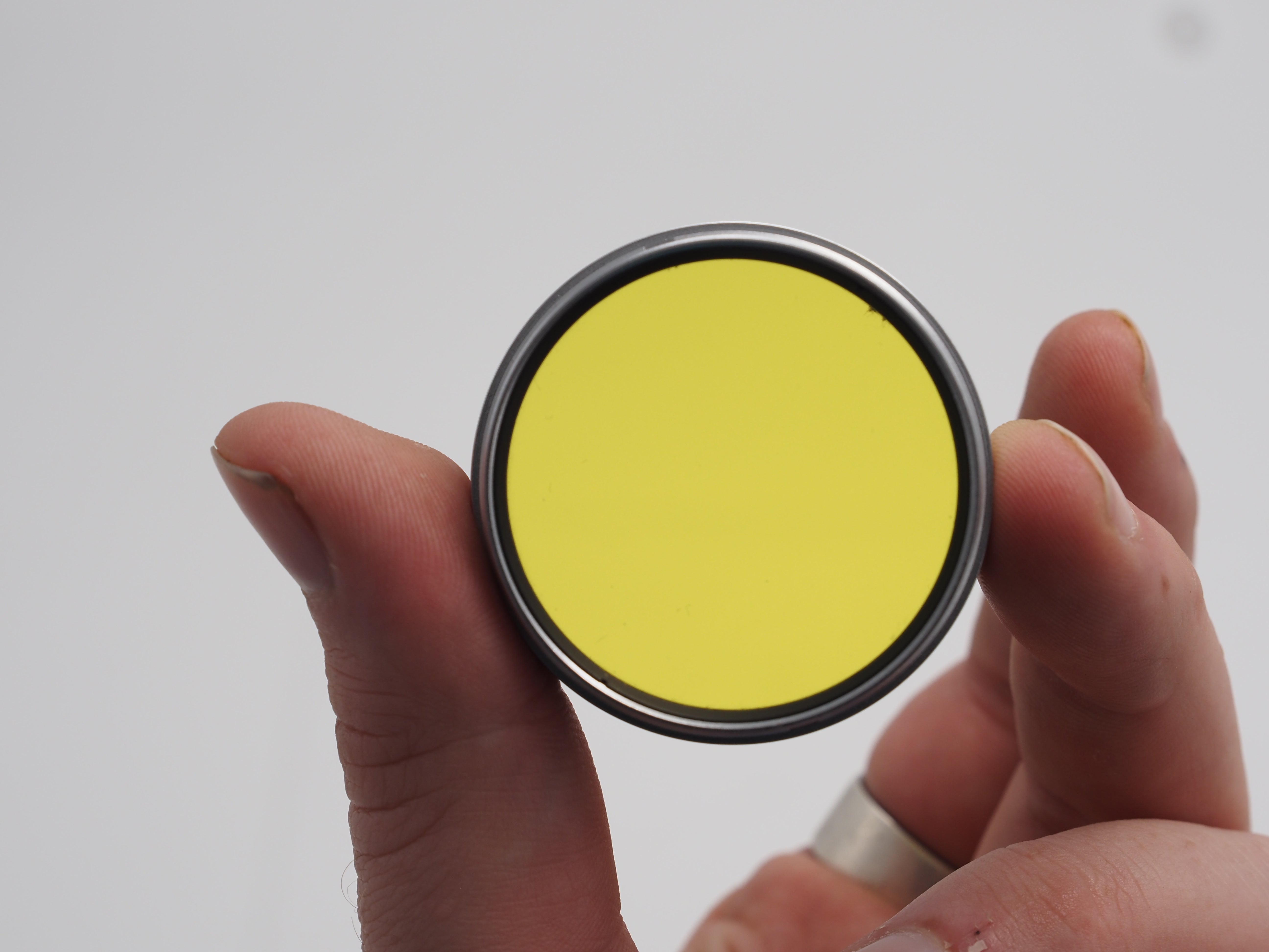 Used E Leitz Wetzlar yellow filter for Summarit 50mm f1.5 lens w/case #6288mkg