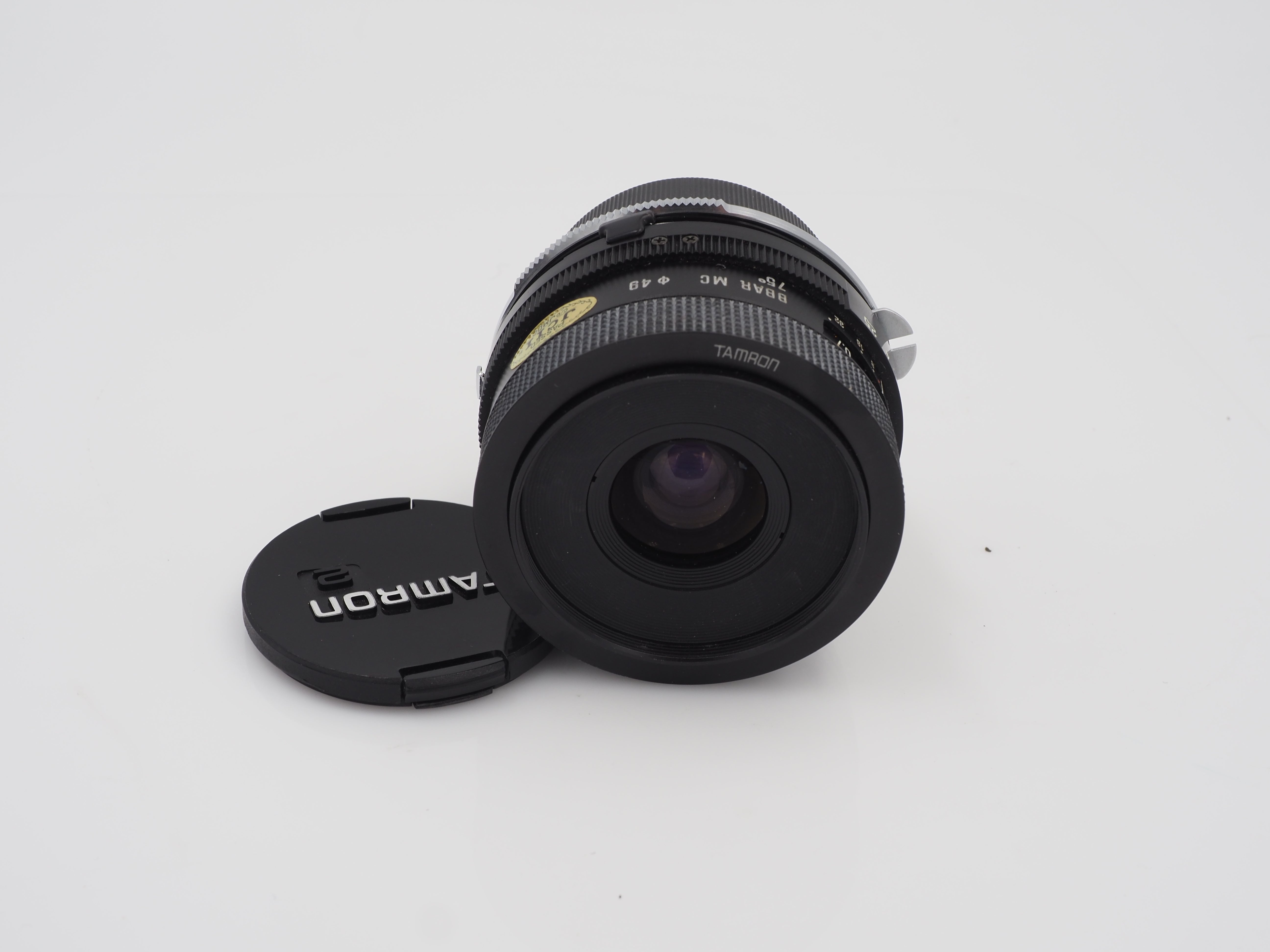 Used Tamron 28mm f2.5 adaptall-2 with Nikon AI adapter lens #8805us