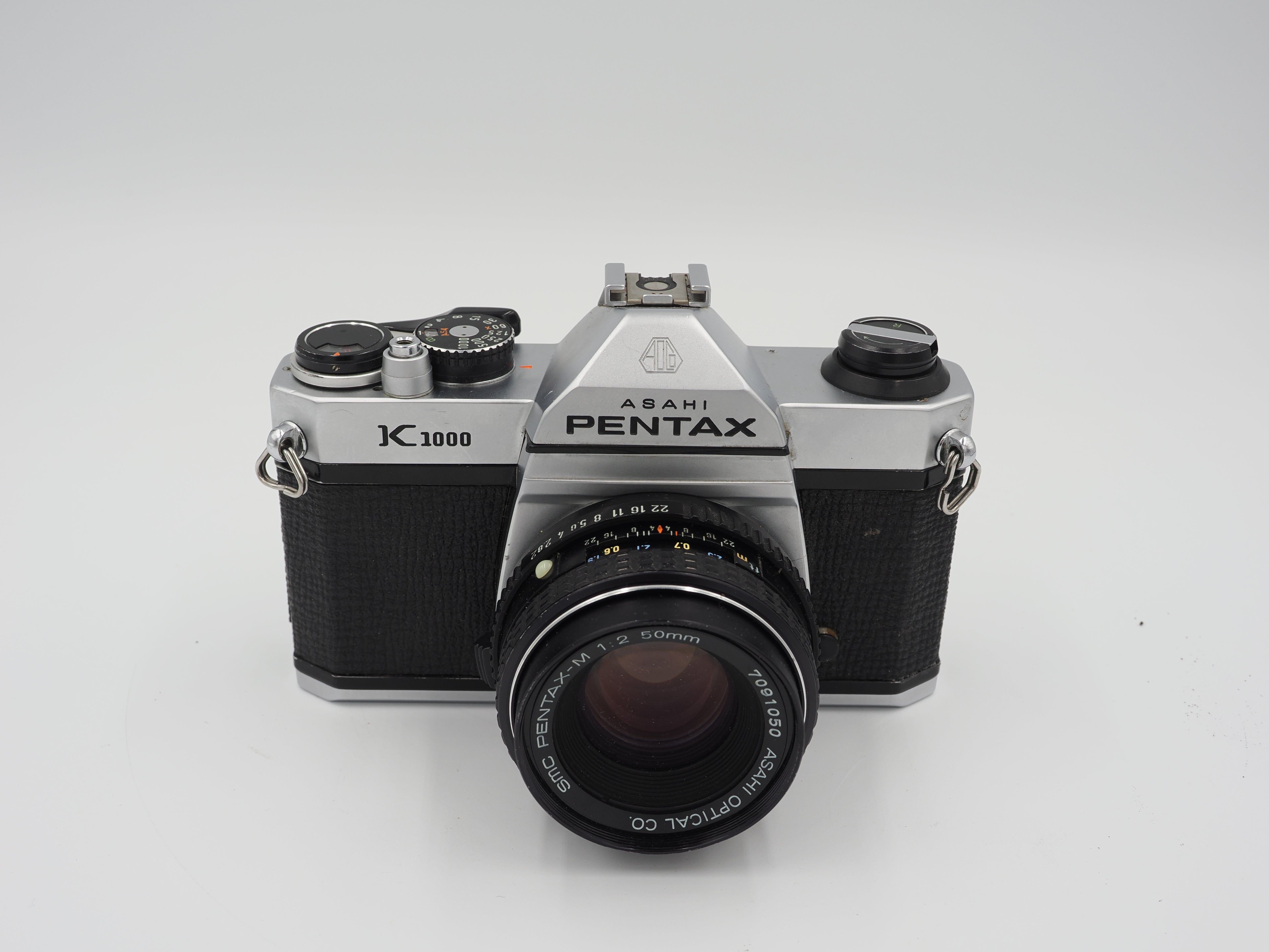 Used Pentax K1000 with 50mm f2 film camera #6576