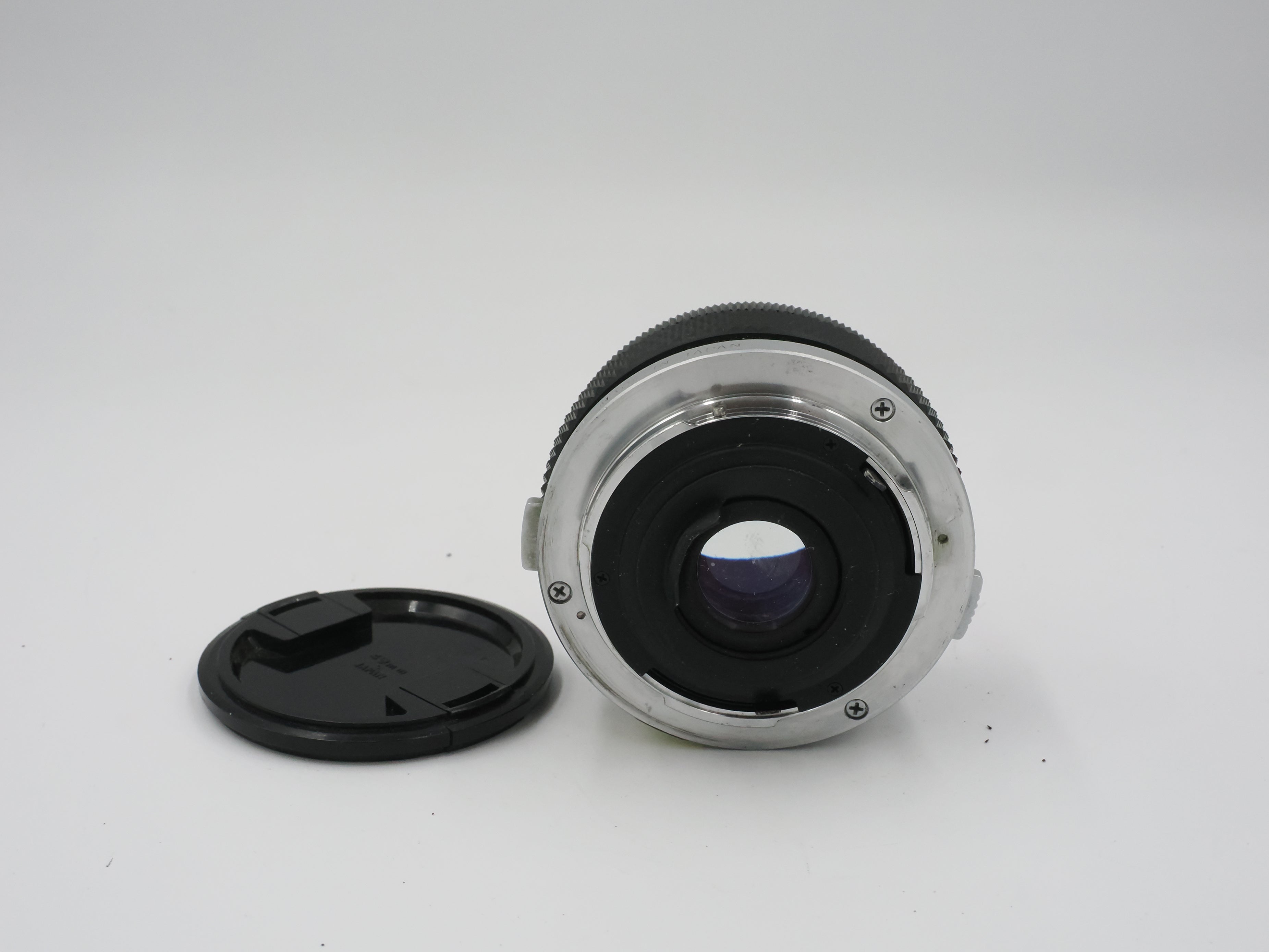 Used Olympus OM System Auto-W 24mm f2.8 lens #6763