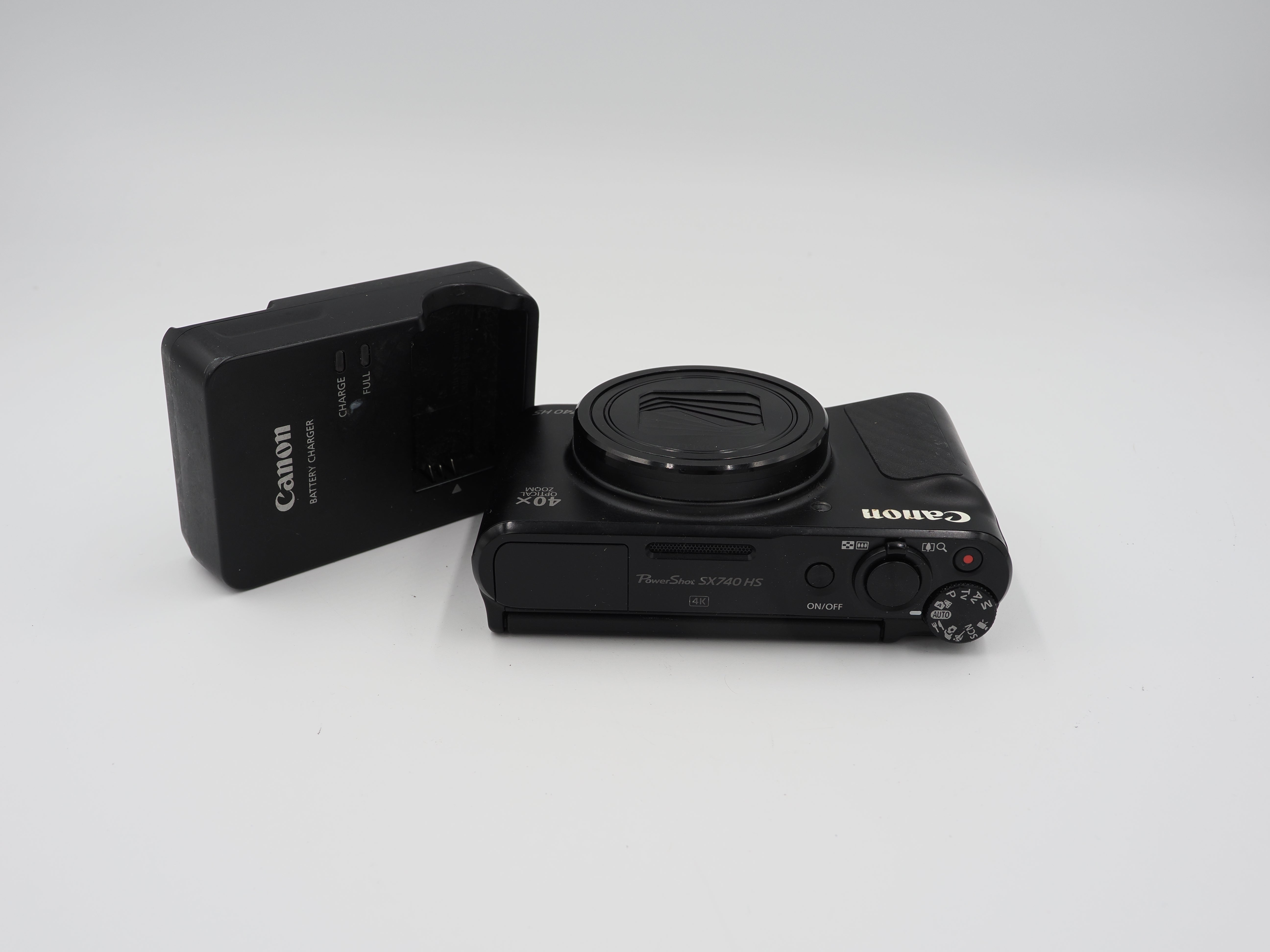 Used Canon Powershot SX740HS point and shoot camera #6802