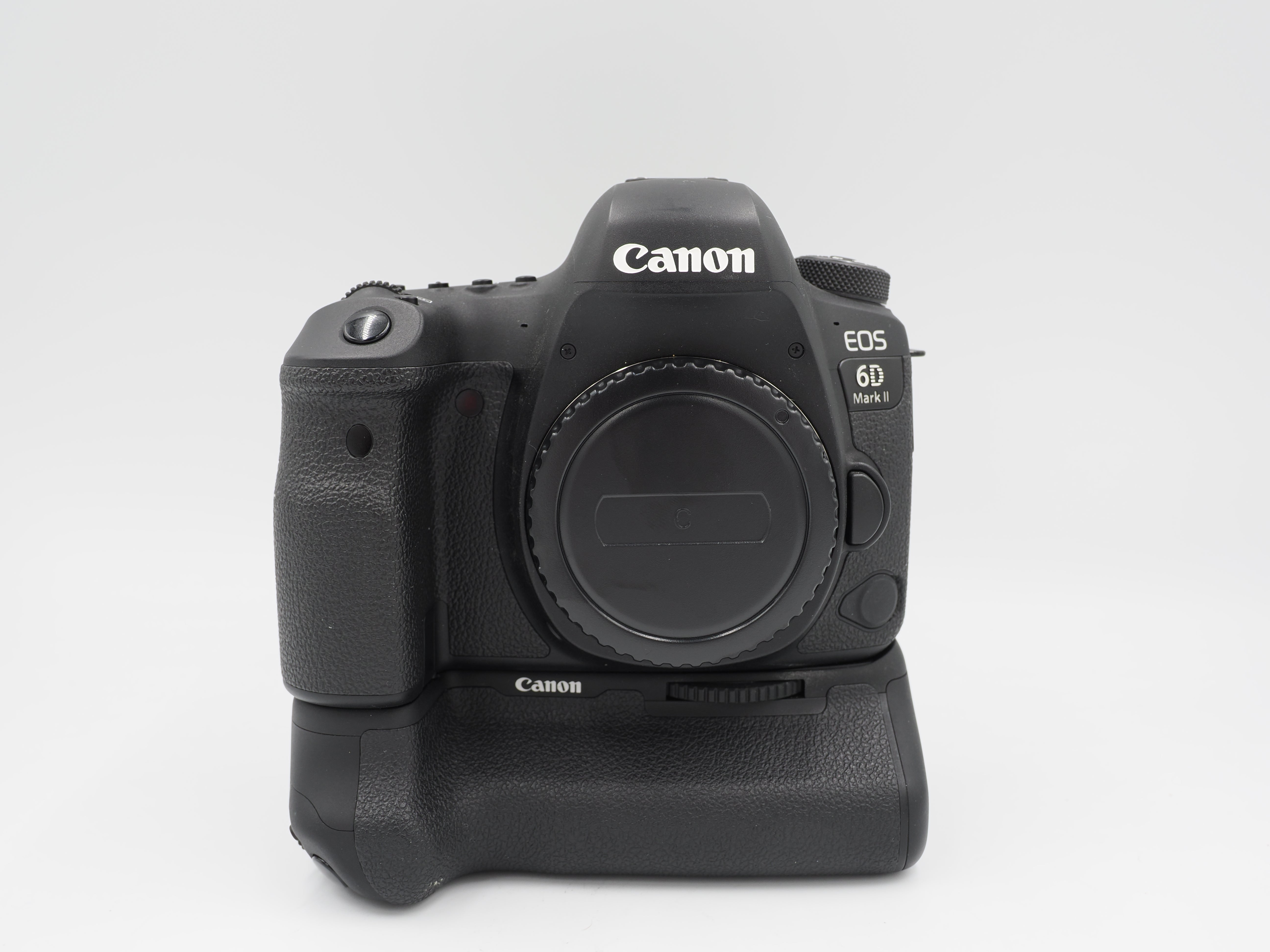 Canon 6D Mark II camera with extended battery grip #6816