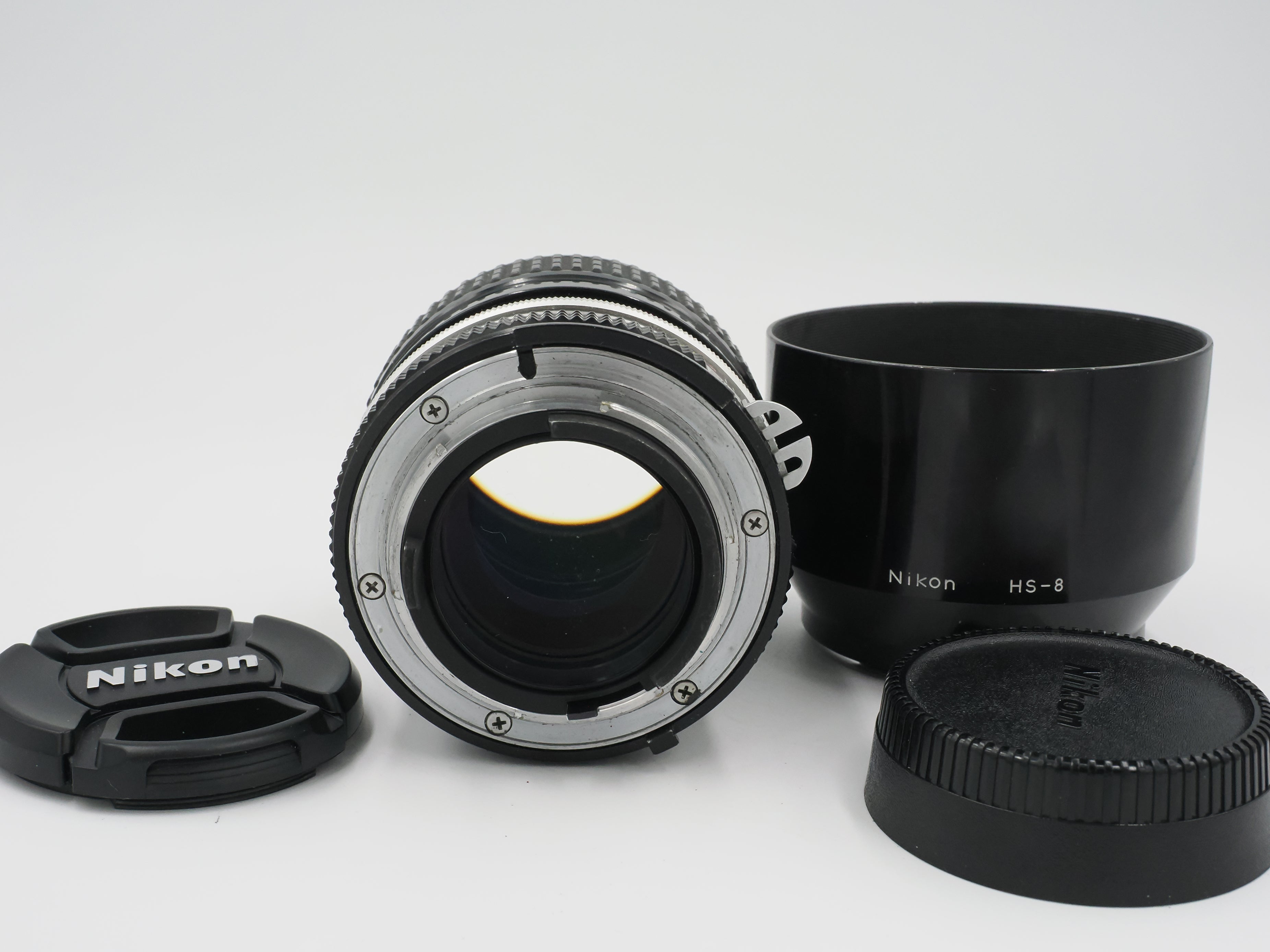 Used Mint Nikon Ai 105mm f2.5 lens #6762