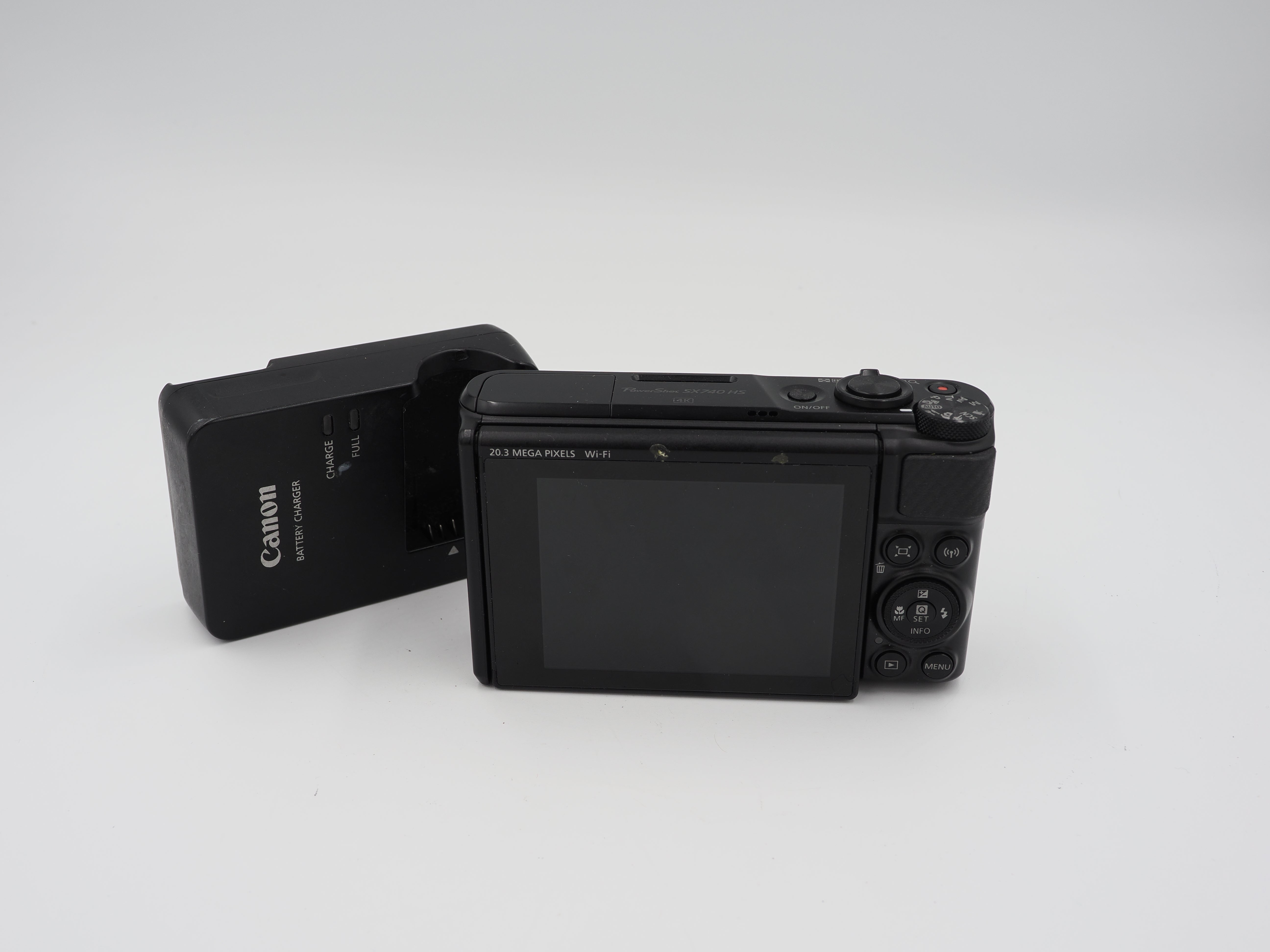 Used Canon Powershot SX740HS point and shoot camera #6802