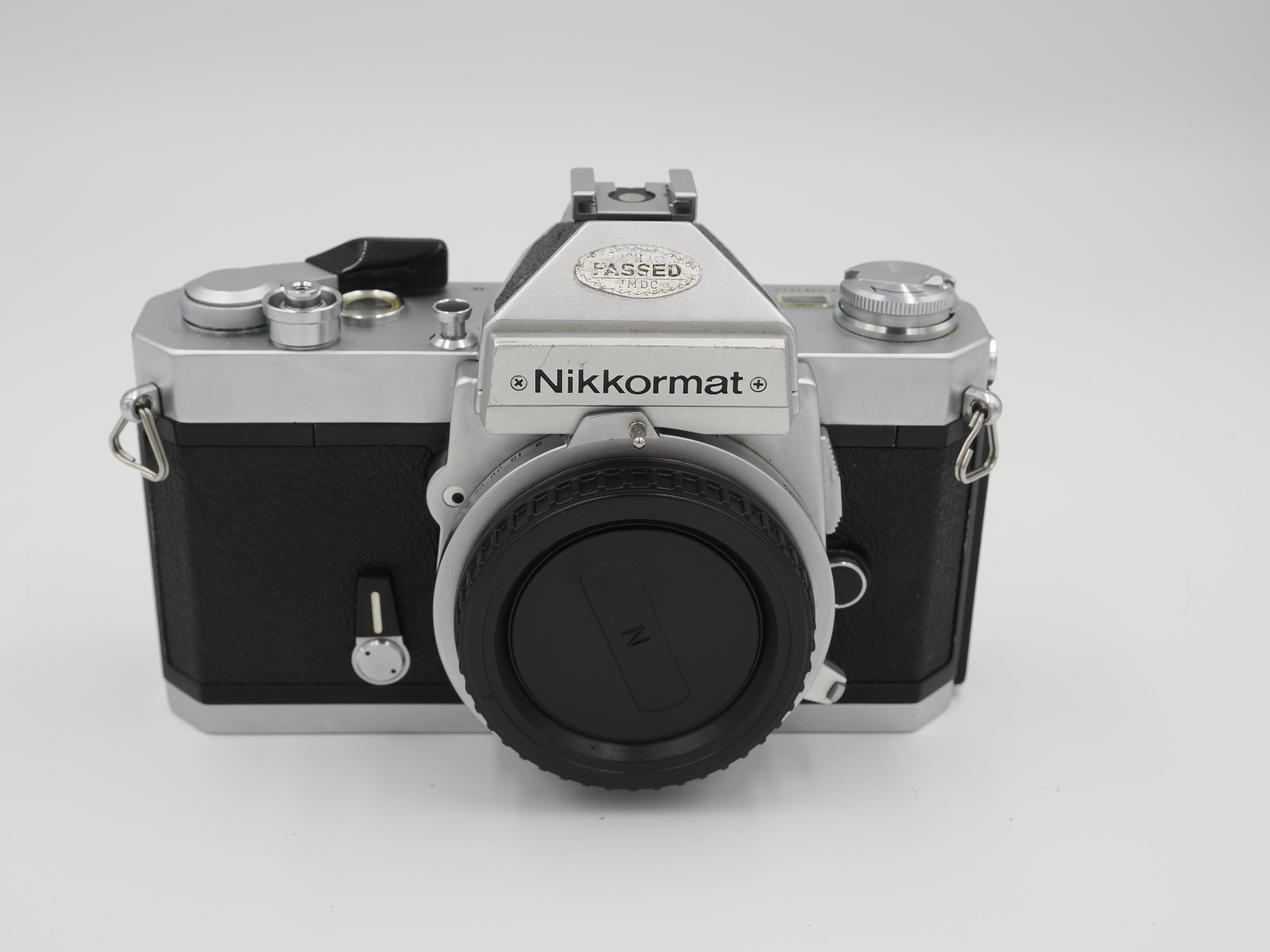 Used Mint Nikkormat FT2 35mm camera body only #6660