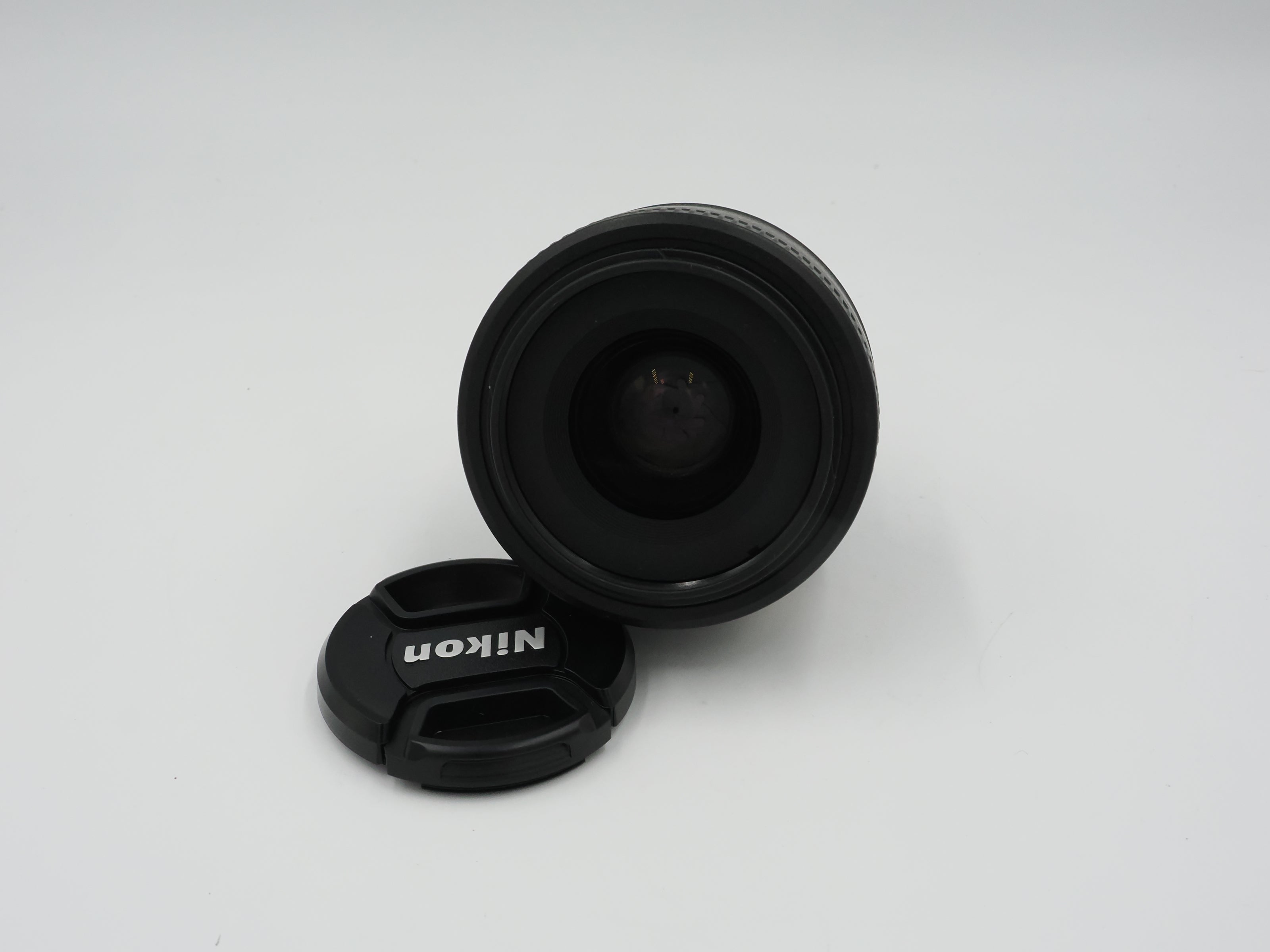 Used Nikon DX 35mm f1.8 G lens #6791