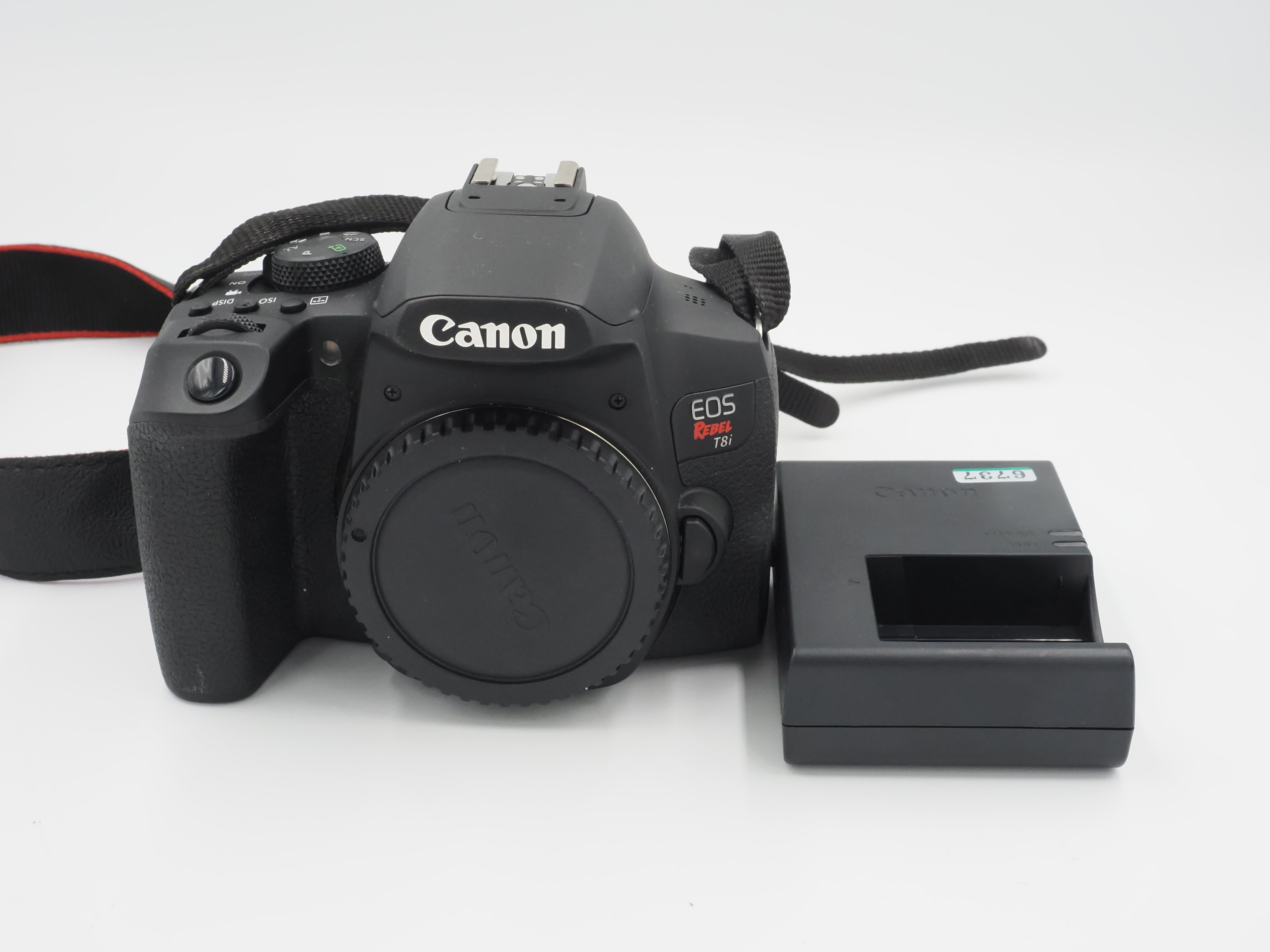 Used Canon Rebel T8i camera body excellent condition #6737