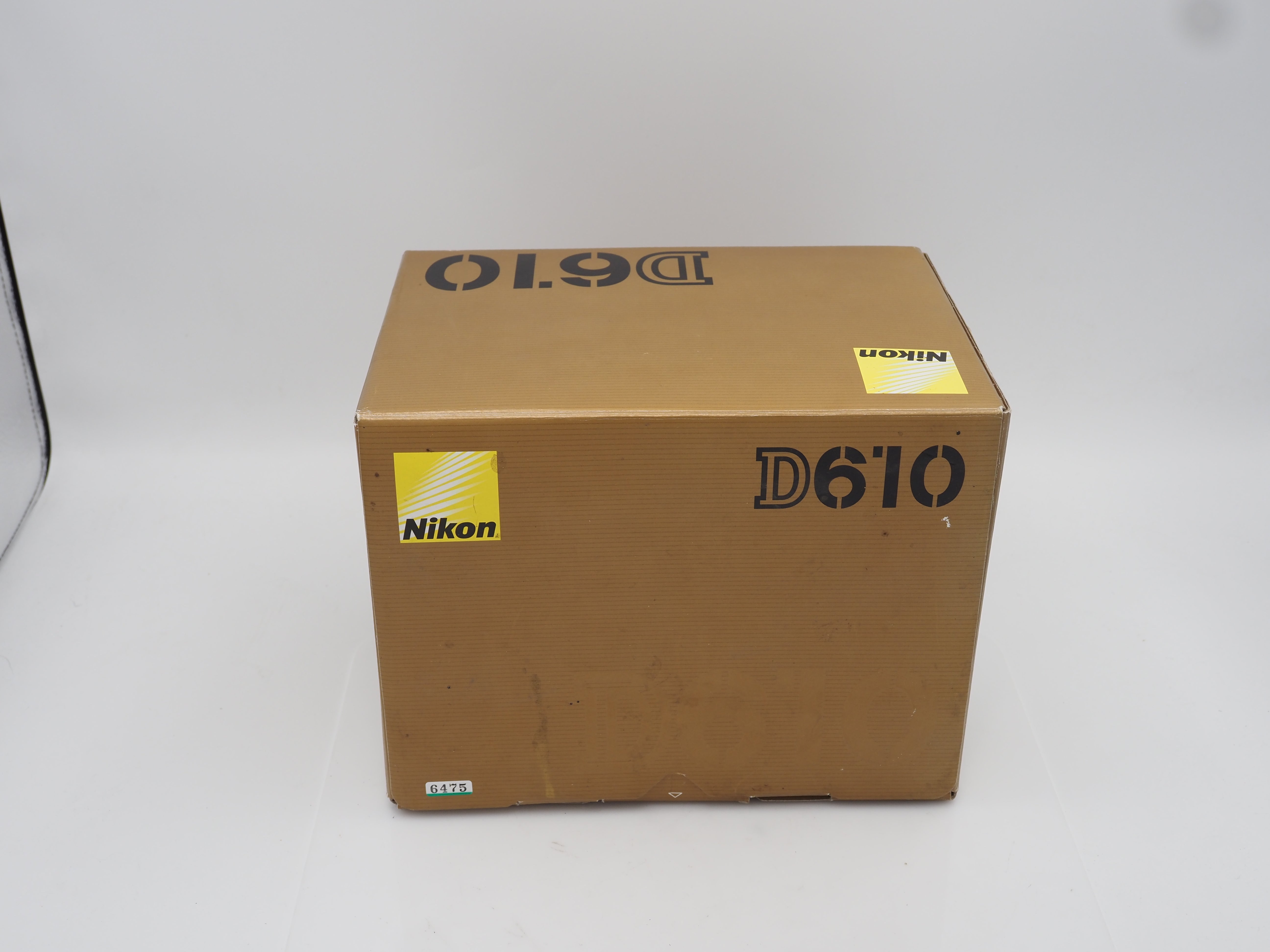 Used Nikon D610 body only #6475