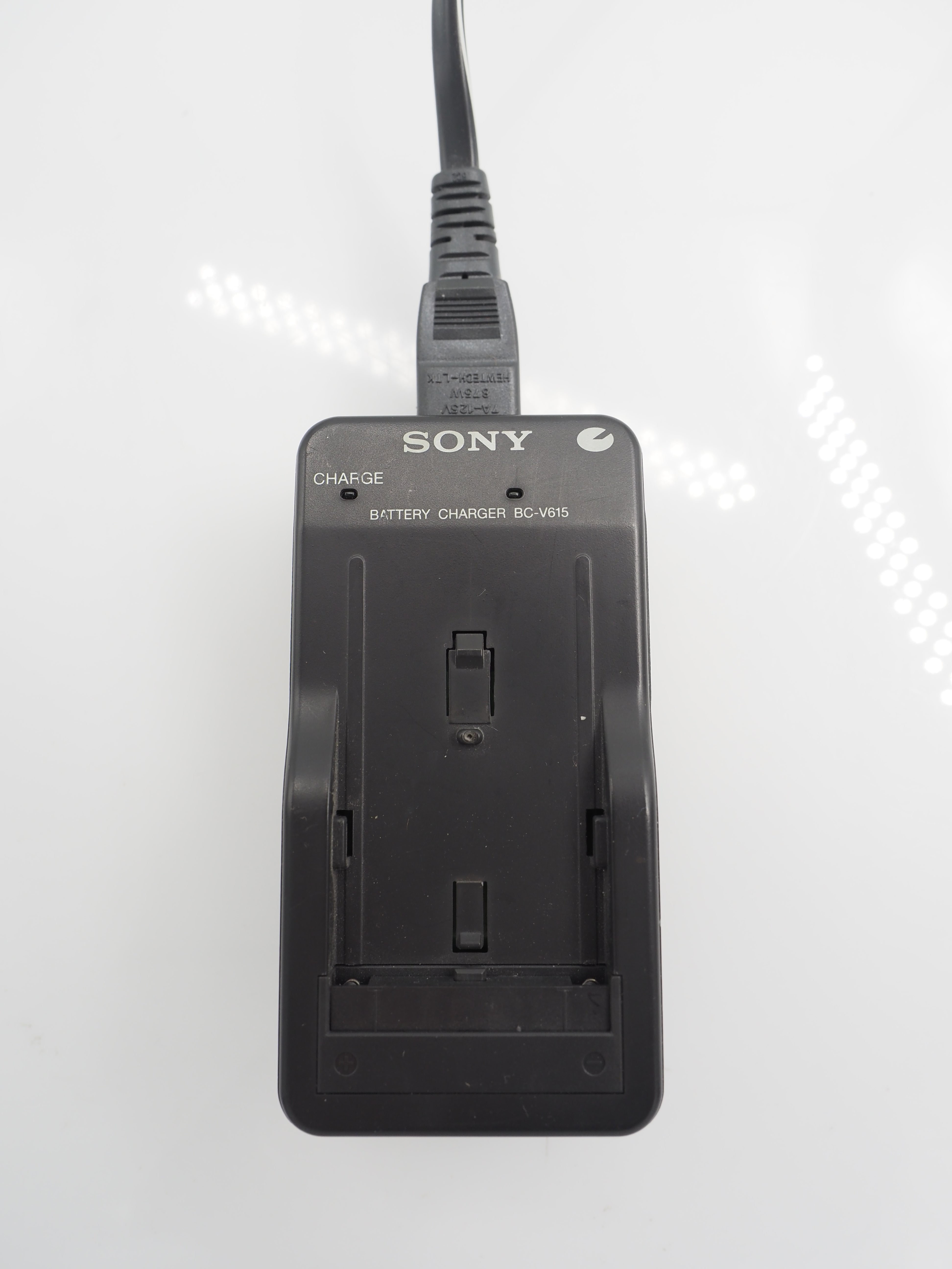 Used Sony BC-V615 Battery charger #8587us